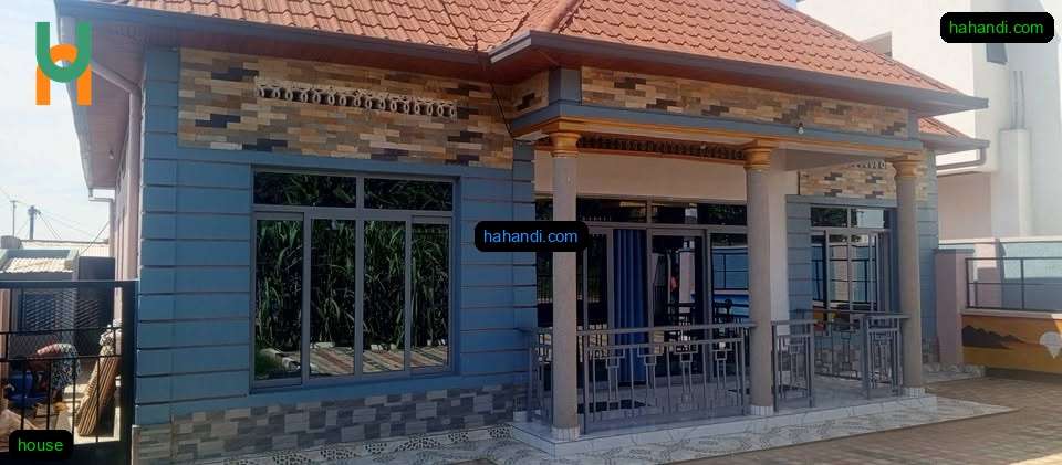 House for sale in Busanza Kanombe